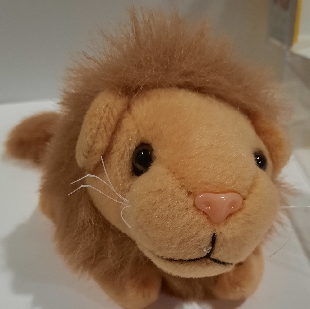 Vintage Geo-Pal Lion "Roar Royal"